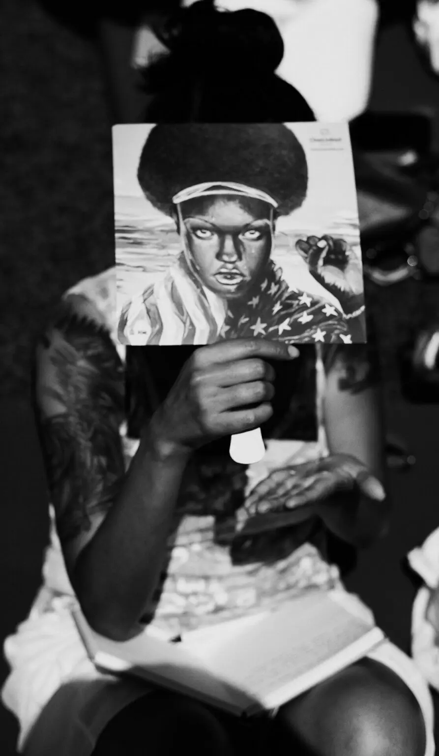 Fan Los Angeles 2017 Photography is my heart john simmons dot red
